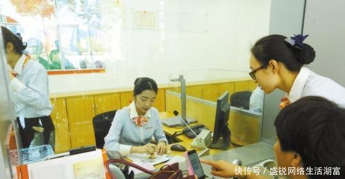 银行卡长期不用, 又不注销, 有啥后果 看完恍然