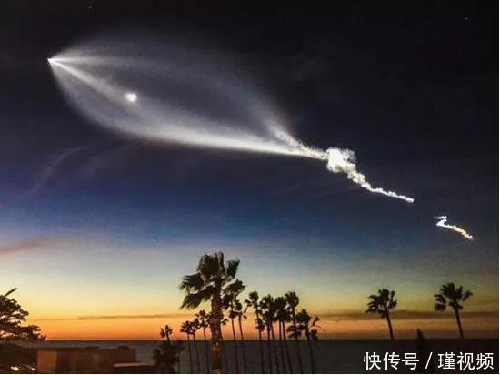 火箭发射为何会有螺旋状的烟云，像UFO？