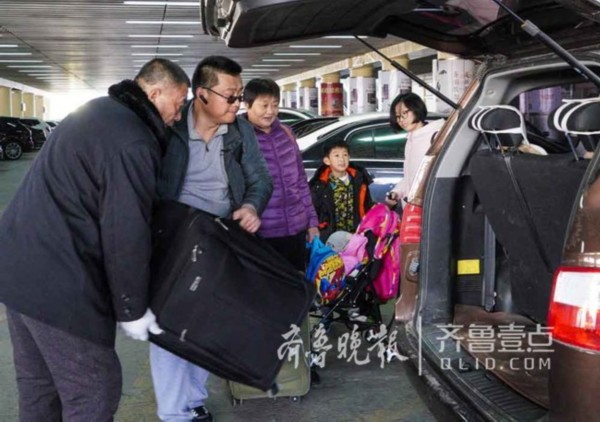 实拍:漫漫两千里,从内蒙古到山东,携家老小回家过年