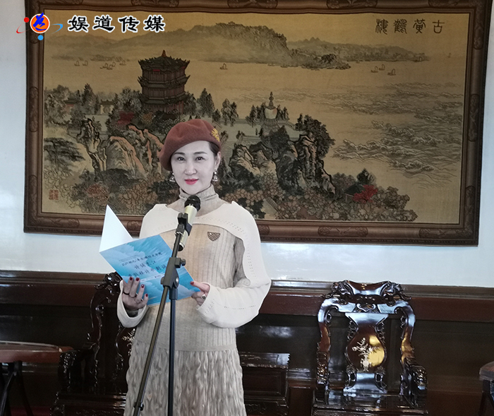 16位著名诗人献给父亲的现代诗_娱道文化传媒出品