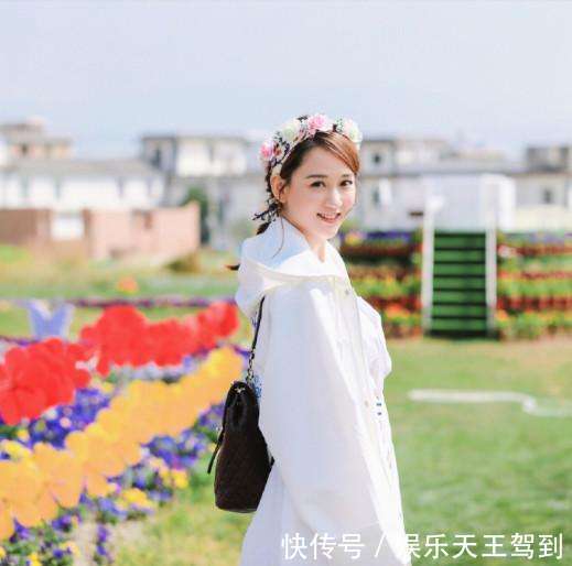 陈乔恩花仙子打扮游大理花海, 解锁春游路拍新