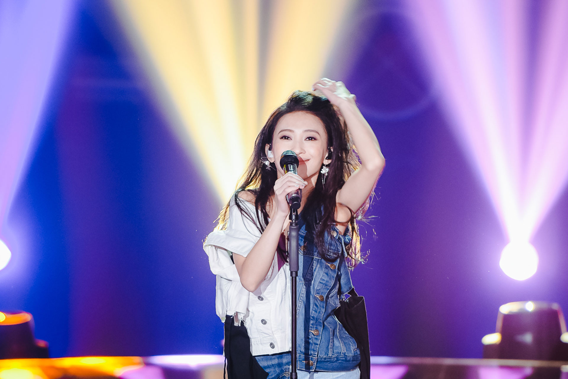 新版《流星花园》主题曲发布 戴佩妮重新演绎摇滚版《你要的爱》