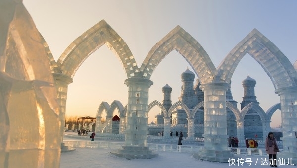 哈尔滨12月初有冰雕吗,哈尔滨冰雕节什么时候