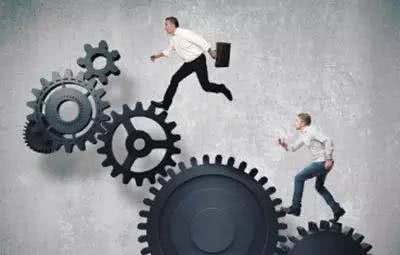 奔驰事件了犹未了:不要让灰犀牛变成更多的