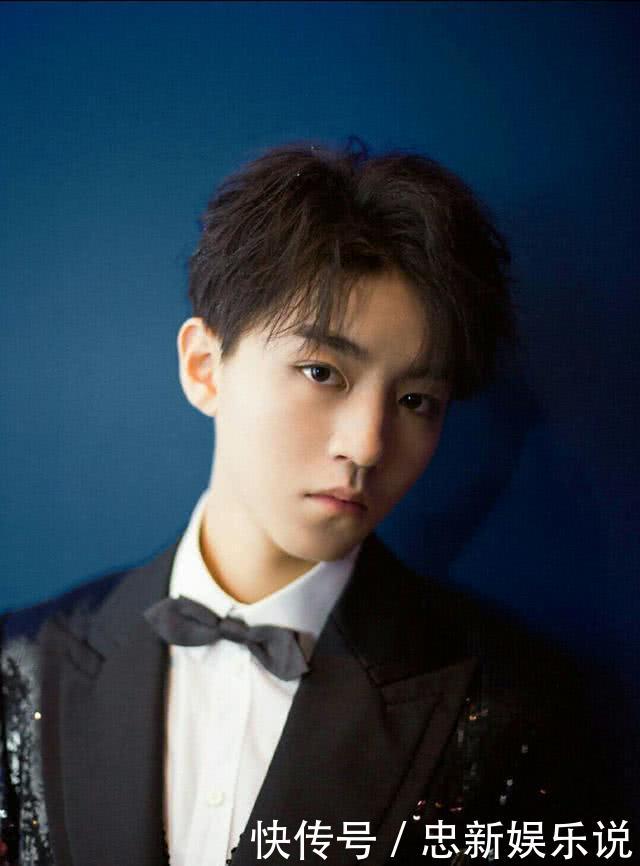 王俊凯在19岁喜提个人独资公司,王总,咱公司缺