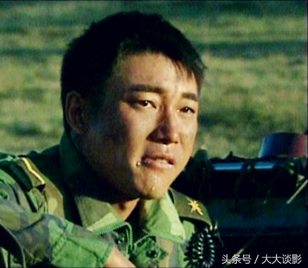 10年前《士兵突击》演员现状,两个称帝一个夺最佳男配