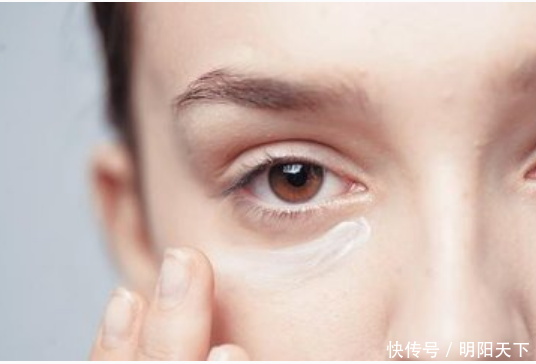 涂完眼霜之后,眼周还要是否涂女人?乳液都该看美女图片凉鞋平底图片
