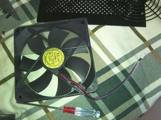 怎样把电脑电源的风扇转速降低_360问答