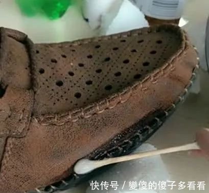 鞋子怎么才算开胶 t01448aa39d4d9dd6e0.jpg