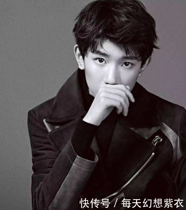 杨超越节目提问王源喜欢什么样的女孩,粉丝听