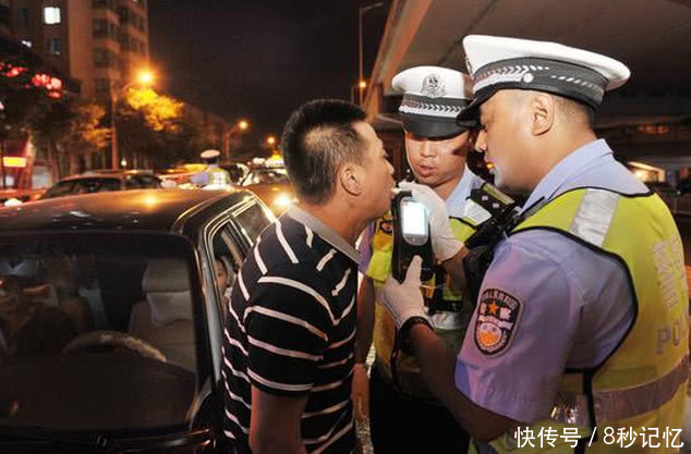 蹲一次至少赚1万,男子做代驾,每晚蹲在KTV门口