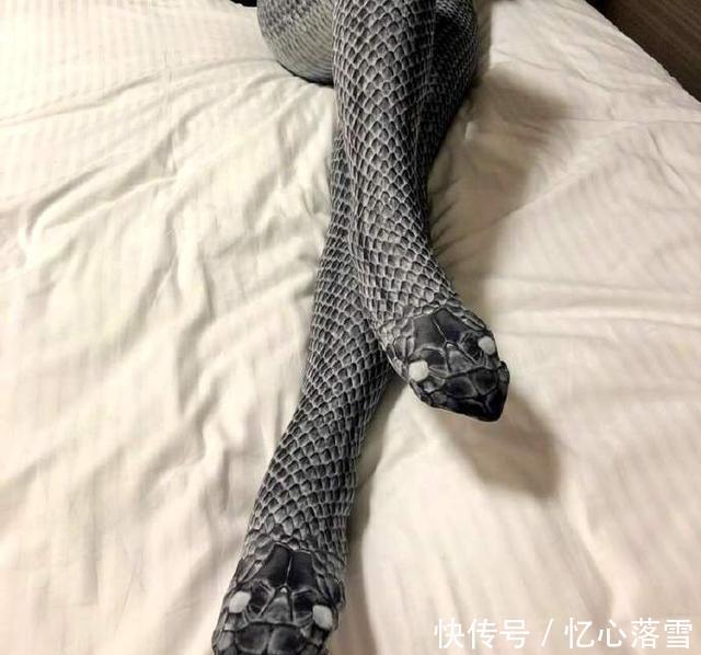 设计师是丝袜这蛇头形容药苦的表情图片不仅有蛇纹、魔鬼,动一图片