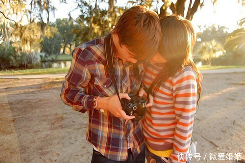 没有贫穷的爱情,只要是真爱就是值得一生珍藏的财富