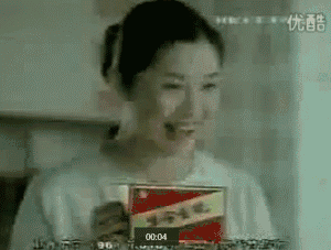 后来他成了一名地方的主持人,参加过主持人大赛,据说唱歌也不错.