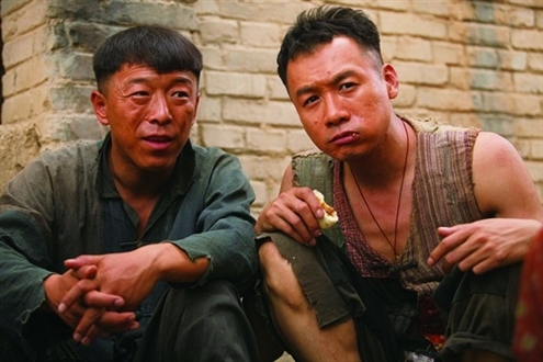 他曾出演《天龙八部》，尽全力捧红黄渤后却两度入狱，出狱后黄渤一句话感动众人