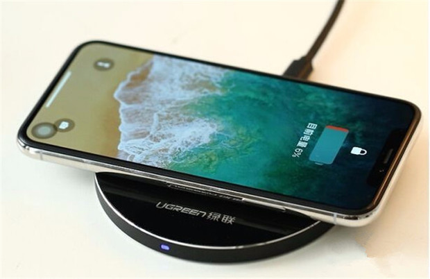 苹果8无线充电怎么充