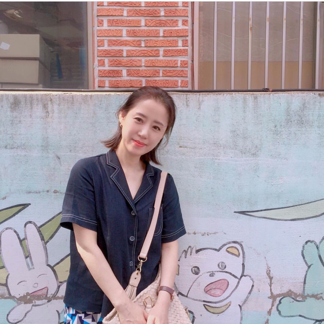 惊呆!史上最美天然母女，颜值逆天似姐妹!