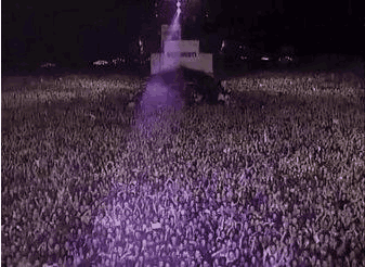 开演唱会5千人晕倒, 23人猝死场面极度失控, 确