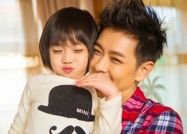 三线明星通告费曝光,李若彤才35万,不如赵雅芝