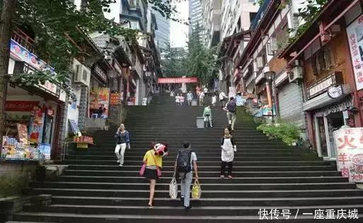 知道重庆为什么会成为抖音上的网红城市吗？看完这个帖子就晓得了