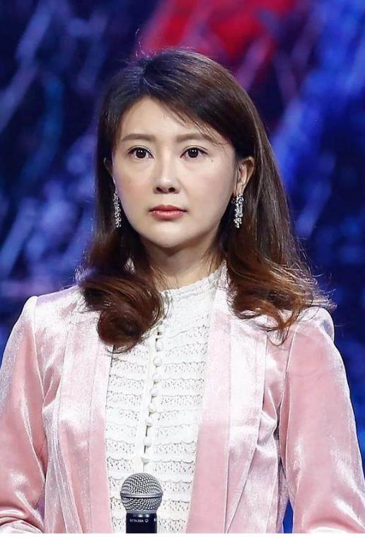最悲催的豪门阔太：从身家420亿富翁到负债260亿负翁，如今成这样！