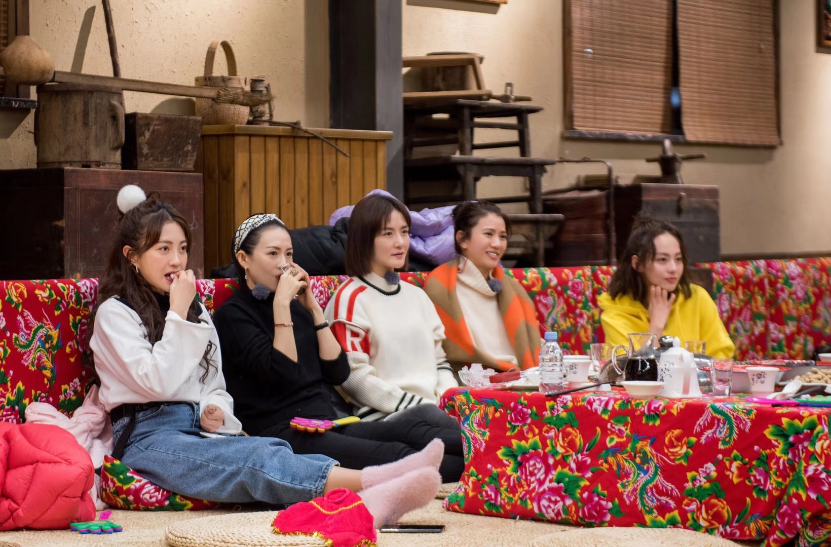 包文婧《妻子2》展示独家绝活 自曝和老公“一吻定情”!