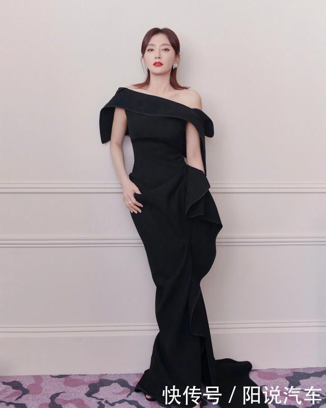 Angelababy黄晓明亲