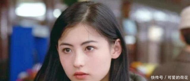 张柏芝被追问三胎生父是谁,她10字回应,网友其