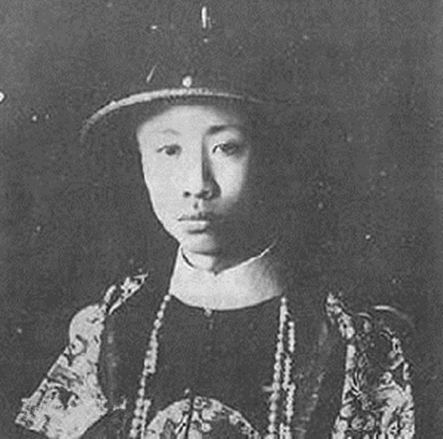 历史百汇:中国最后一个太监:被阉割后一觉醒来