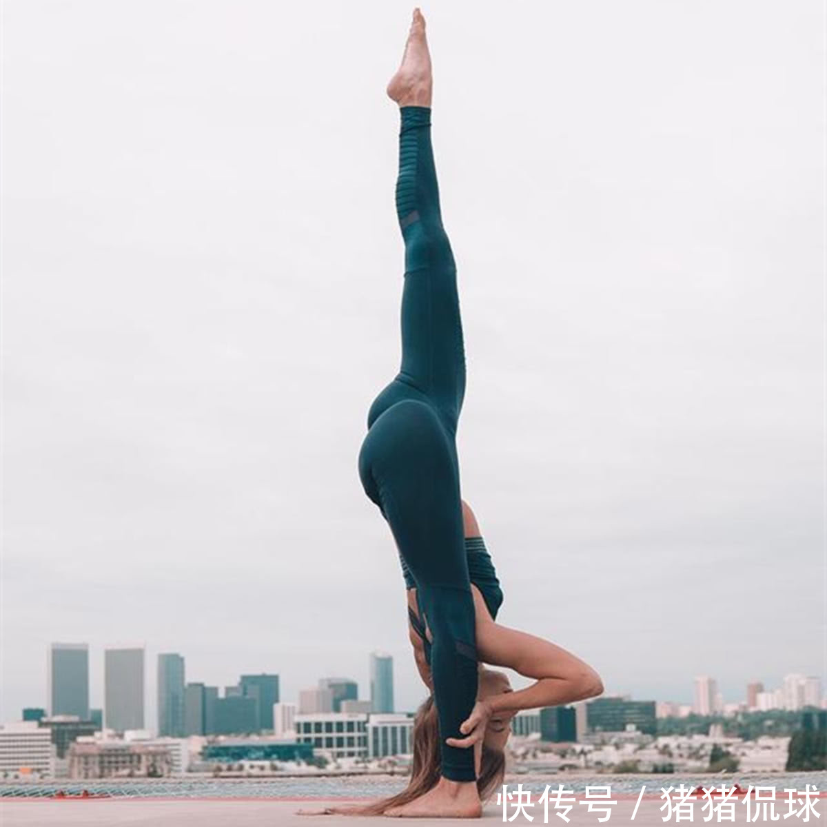 常练3个瑜伽动作,瘦出美人腰,胯部越练越灵活