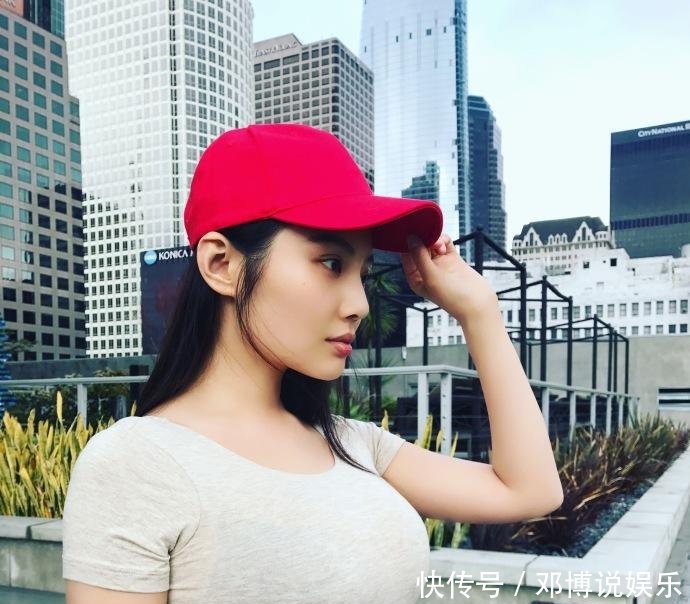 大胸姐徐冬冬为何天天微博晒自己性感照片 只