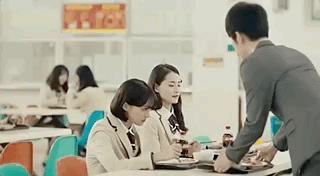 精心准备独一无二的开学礼物里还藏着你的小心思——一封表白的情书.