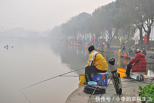 夏天这种天气下赶紧出门钓鱼，不出去钓鱼就可惜了