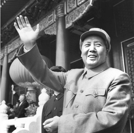 他们二人所做之事令毛主席深恶痛绝,直接下处决令,薄熙来父亲薄