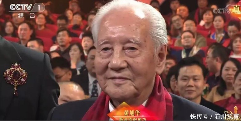 让我悄悄地告诉您,公然“侮辱核潜艇之父”的“律师”叫什么