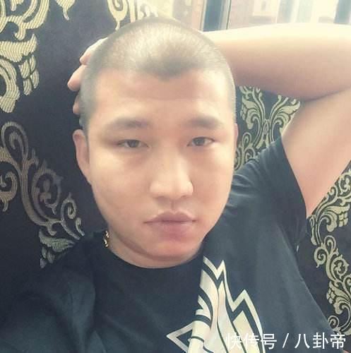 快手狠心封杀大主播,网红人人自危,这三人却不