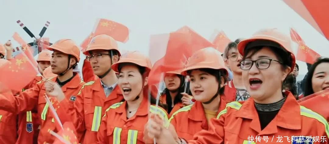 海军节快闪点燃海军城青岛