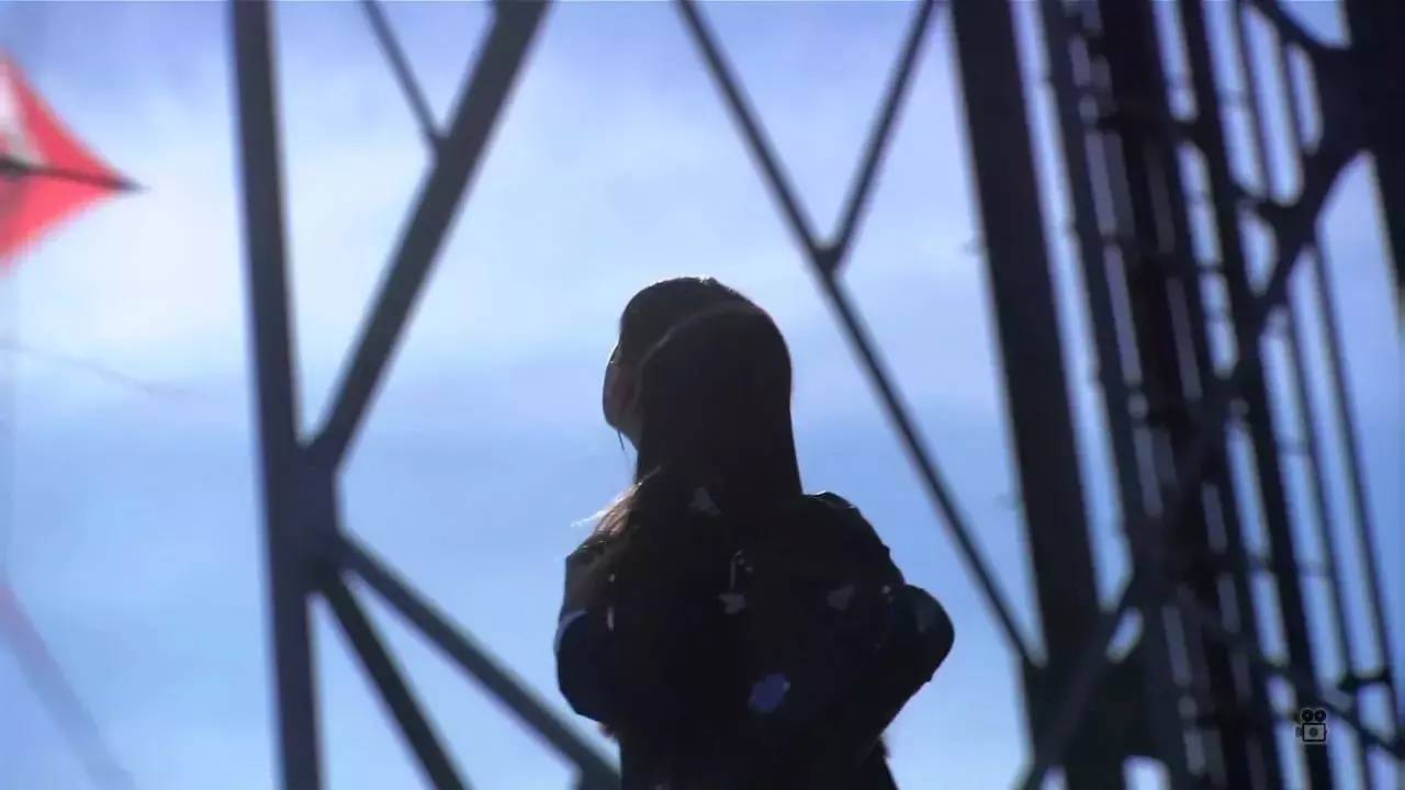 像苍井优一样,拥有不倾城的明媚模样。