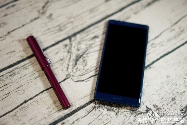 特立独行才是真索尼--Sony Xperia XZ2 开箱测