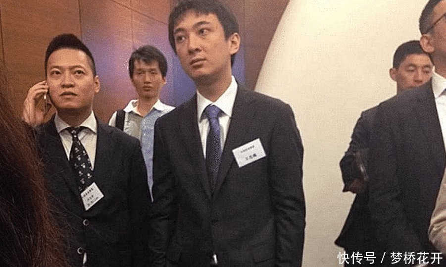 王思聪在东北街头被人教育,头部缝6针,谁留意