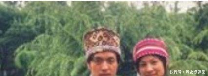 著名诗人,要求自己的妻子不断打胎,喝妻子的血