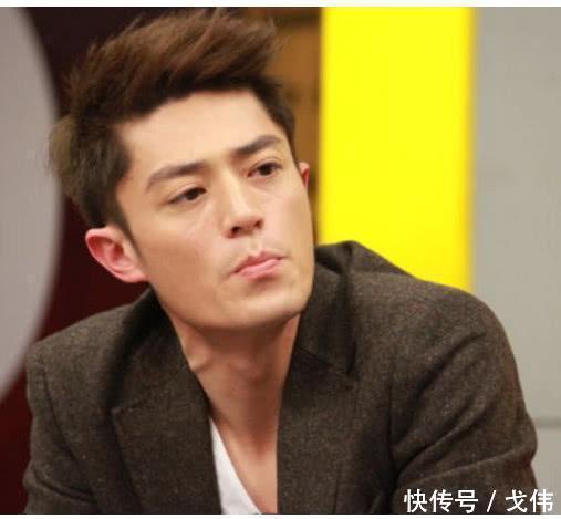 霍建华8字评价赵丽颖,主持人尴尬的笑了,网友