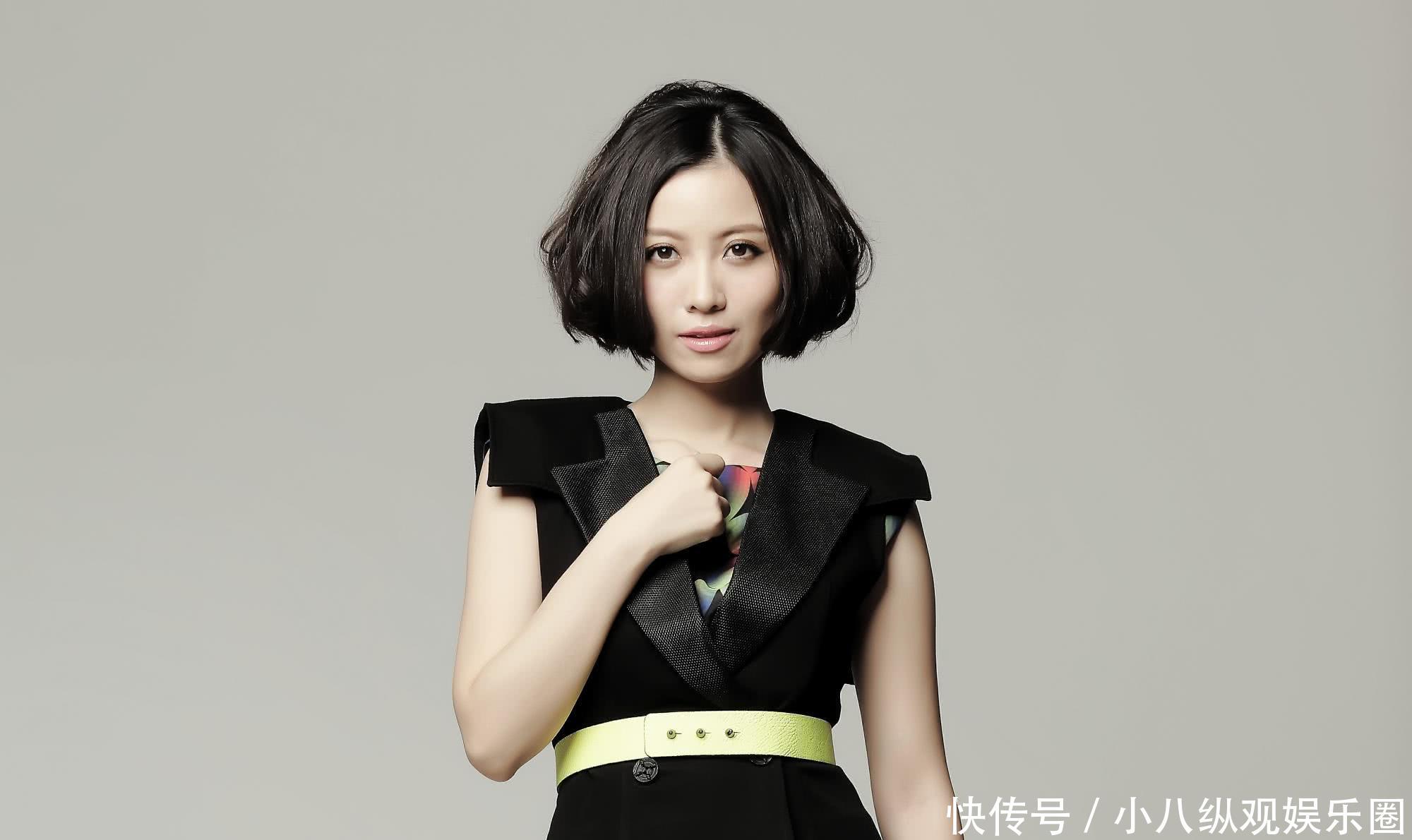 只愿在那个地方,姚贝娜还能快乐地唱歌。当然