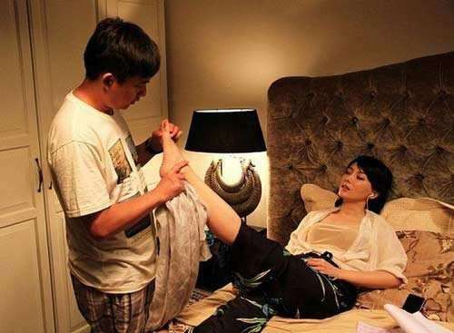 40岁女子怒诉丈夫配不上自己,四婚后再度离异!丈夫:她没人会要