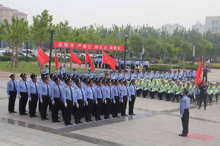 阳信县十个乡镇村警方队开展会操大比武