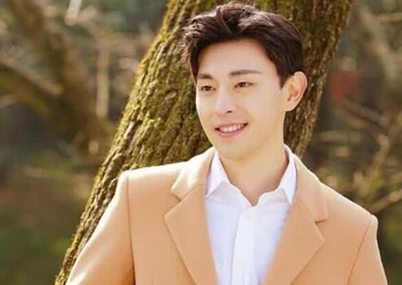 网评邓伦演过最帅的4个角色,旭凤排第二,第一