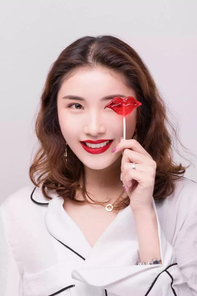 t016ecfe86c54e4614c.jpg?size=640x960
