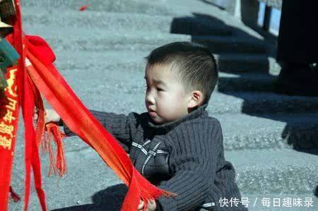 算命的说:出生在这4个时辰的孩子不论男女,聚财纳福,注定不凡