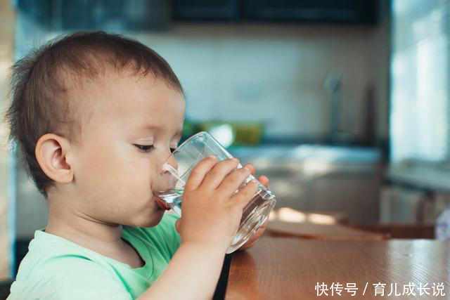 一天不吃饭只喝水,儿童夏季食欲不振怎么办?