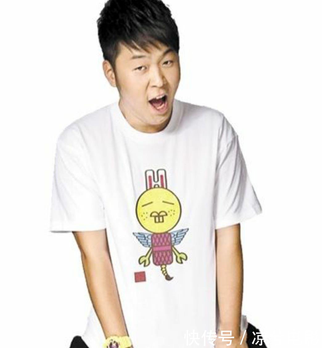 跨年晚会上杜海涛对沈梦辰做了个小动作,网友